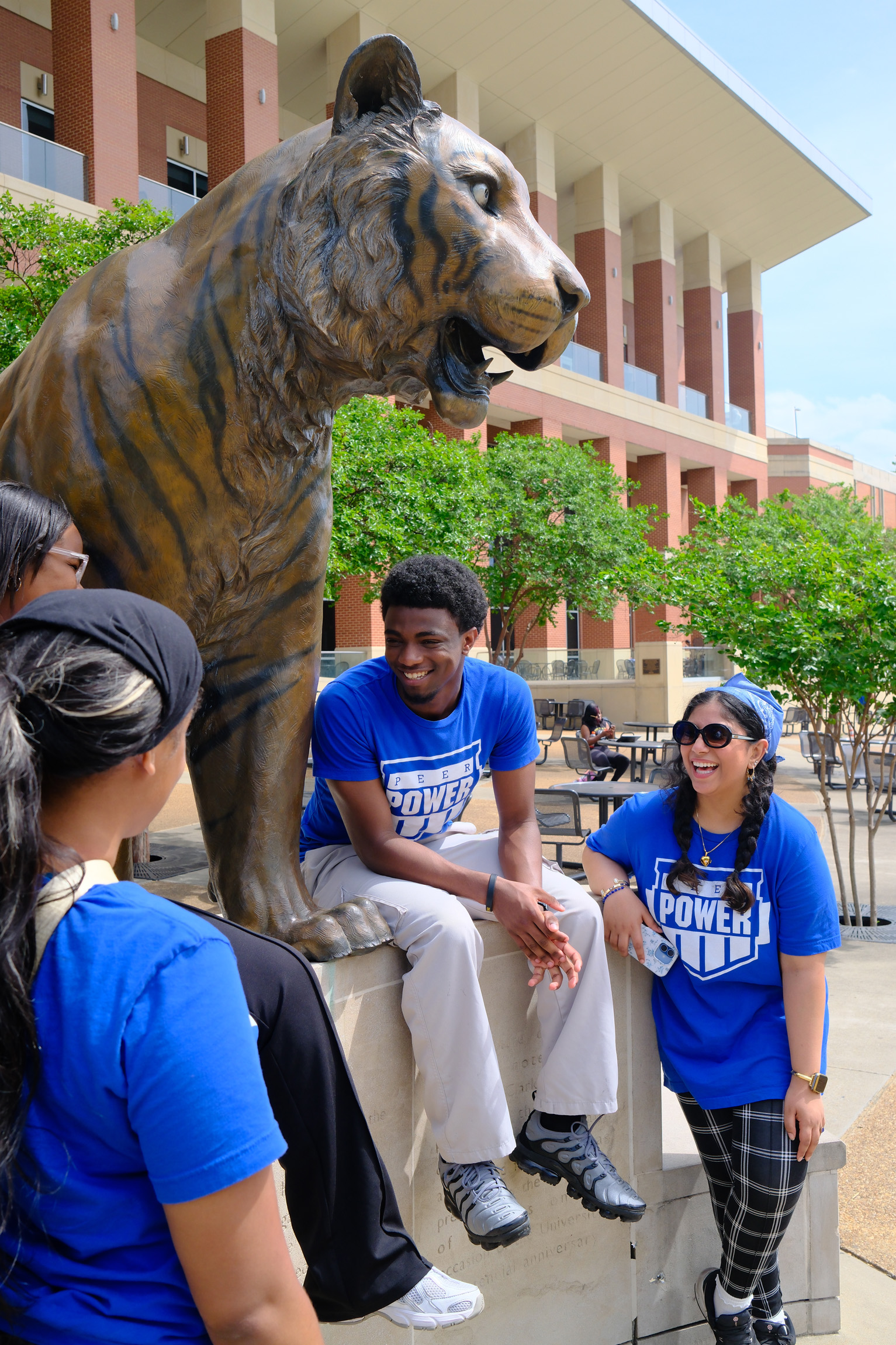 Success Coaches on the University of Memphis campus near the tiger statue